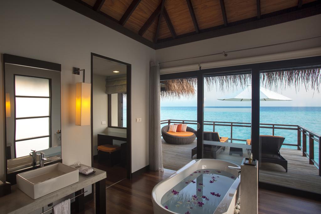 Velassaru Maldives  5* cocos tur