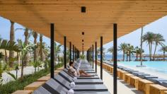 🌎 ЕГИПЕТ. ХУРГАДА  SERRY BEACH RESORT HURGHADA 5*  ✈️Вылет 31.05.2025 (7 ночей) = от 2380 евро за двоих  - новый отель в современном стиле бохо - великолепная кухня - для детей есть отдельная зона с разными развлечениями (гончарная мастерская, кухня, видеоигры, скалодром - расположение просто уникальное - 10 минут от аэропорта - пляж отличный, лежаки мягкие , новые и очень удобные - сервис на высоком уровне   Cтоимость включает: •⁠  ⁠Авиаперелет  •⁠  ⁠Трансфер в оба направления  •⁠  ⁠Проживание 7 ночей  •⁠